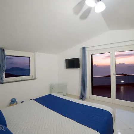 Bellatrix * Massa Lubrense