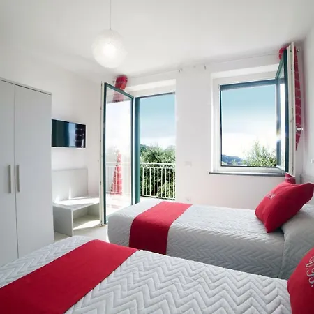Bellatrix Apartment *